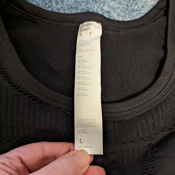 Fabletics Shirt - Picture 3 of 4